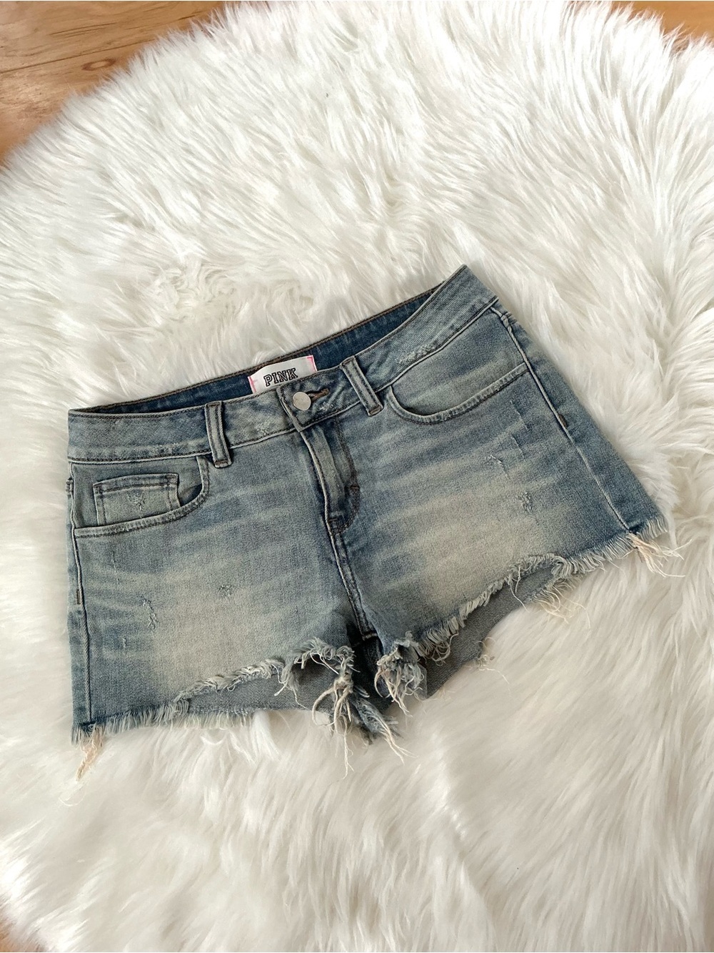 PINK Victoria's Secret Light Wash Frayed Denim Cutoff Shorts Size 6